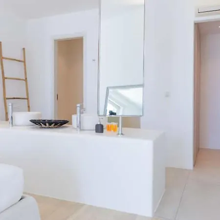 άνεση, χαλάρωση και υπέροχες διακοπές σας περιμένουν * Vrachonisida Agios Georgios